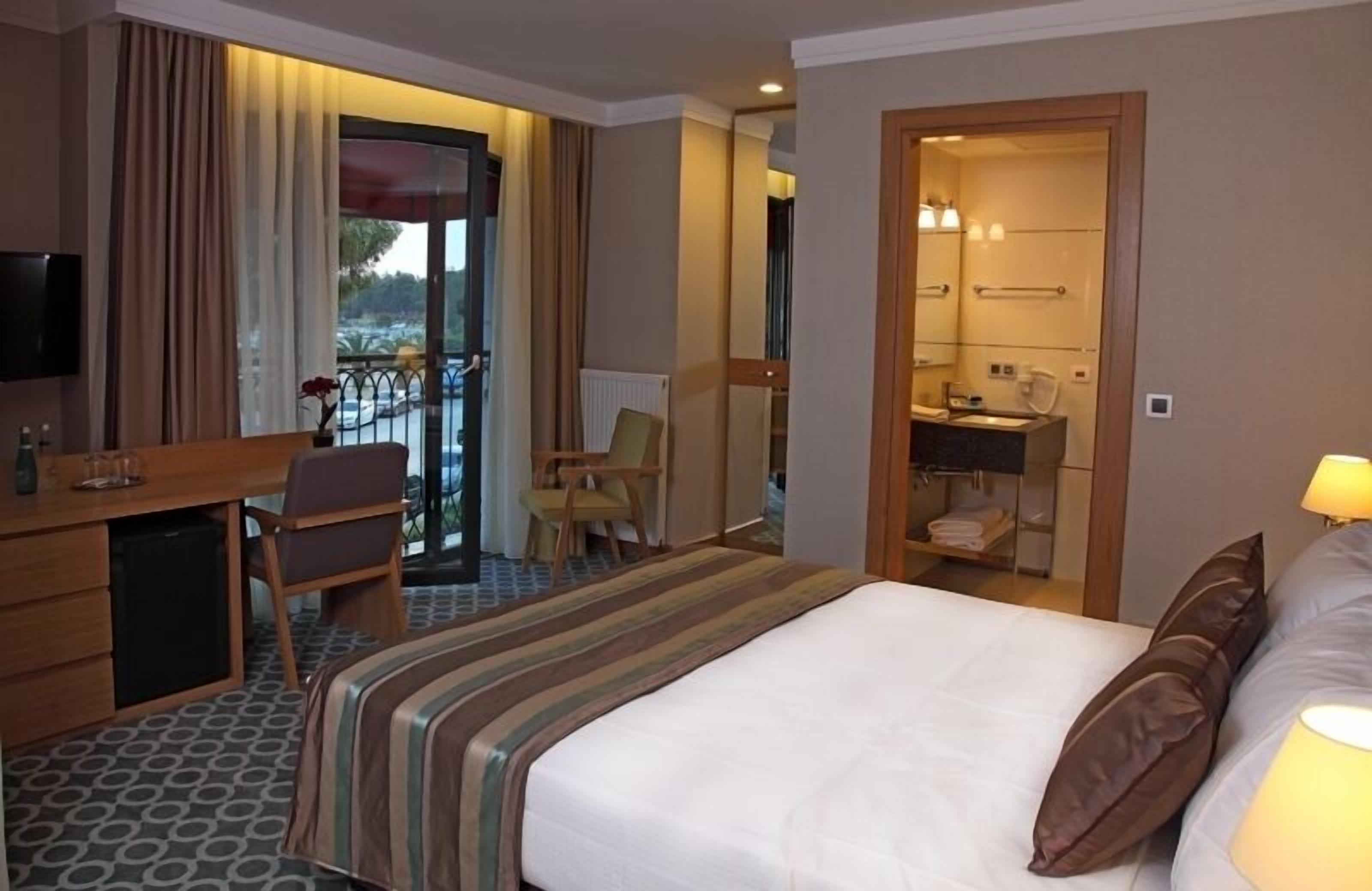 Tuzla Town Hotel — Photos 2